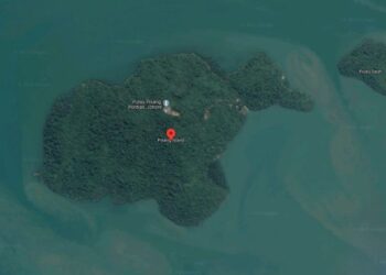 Rumah api Pulau Pisang terikat dengan perjanjian zaman kolonial.