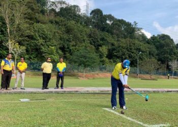 TUANKU Syed Faizuddin Putra Jamalullail menyaksikan kejohanan liga woodball Piala Tuanku Syed Faizuddin Putra 2020 di Laman Woodball Kompleks Sukan Syed Sirajuddin Areeb Putra Unimap, Pauh Putra, Arau, Perlis.