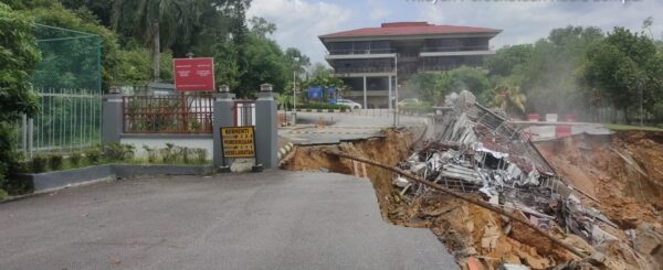 Tanah Runtuh Pertimbang Tanam Cerucuk Besi Lagi Runtuhan Berlaku Malam Tadi