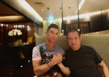 CRISTIANO Ronaldo bersama Peter Lim.