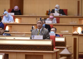 SAARANI Mohamad membentangkan Belanjawan Perak 2021 dalam Sidang DUN Perak di Ipoh semalam. -  PEJABAT MB PERAK