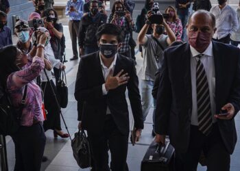 SYED SADDIQ Syed Abdul Rahman tiba di Kompleks Mahkamah Kuala Lumpur. - UTUSAN/SHIDDIEQIIN ZON