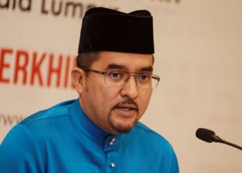 ASYRAF WAJDI DUSUKI