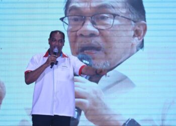 R. Ramanan ketika Ceramah Mega Paya Jaras di Tapak Pasar Malam Paya Jaras.