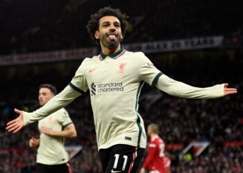 SALAH antara pertaruhan Liverpool untuk membolosi gawang Inter Milan.- AFP