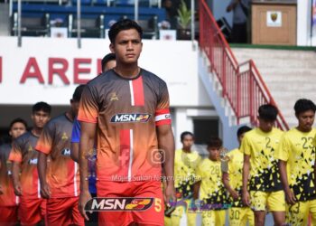 BOLA sepak memastikan kempen kontinjen Selangor pada Sukma 2022 bermula langkah kanan apabila menumbangkan juara bertahan, Perak 2-0 kelmarin. – IHSAN SELANGOR FC