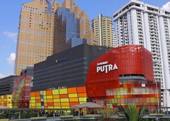 Prestasi kewangan Sunway REIT menyusut akibat pelbagai peringkat sekatan pergerakan. - GAMBAR HIASAN