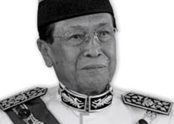 ALLAHYARHAM TUN ABANG MUHAMMAD  sALAHUDDIN