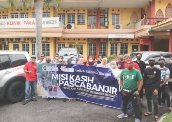 Majlis pelepasan kakitangan UniSZA untuk Misi Kasih Pasca Banjir pada 30 Disember lalu, bagi membantu penduduk yang terjejas bencana banjir.