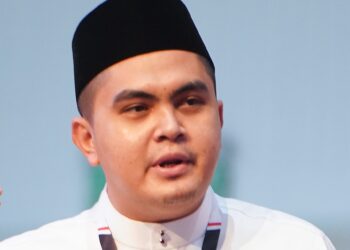 DR. MUHAMAD AKMAL SALLEH