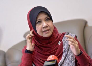 Datuk Prof. Dr. Muhaya Mohamad.