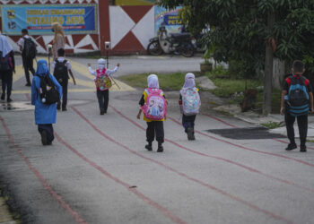 TIADA lagi beg berat ke sekolah jika BN menang PRU15