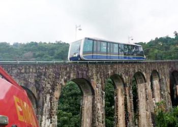 SERAMAI 150 pengunjung  berdepan detik cemas selepas perkhidmatan keretapi funikular dinaiki mereka tergendala di pusat peranginan Bukit Bendera, Pulau Pinang di sini hari ini.