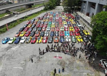 Sebanyak 137 kereta Ford Mustang yang menawan Pavilion, Kuala Lumpur, baru-baru ini