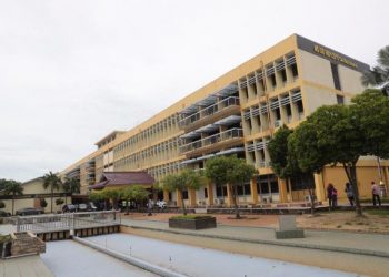 BANGUNAN Hospital Angkatan Tentera (HAT) Kem Terendak yang berusia 56 tahun di Sungai Udang, Melaka - UTUSAN/ RASUL AZLI SAMAD