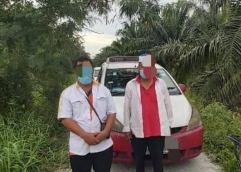 DUA pemandu teksi yang merupakan tekong darat dicekup di pesisiran pantai Sungai Apong di sini semalam