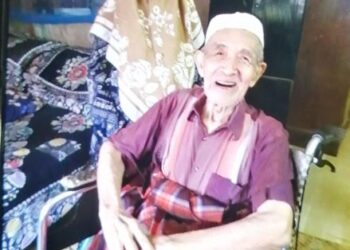 Wan Yahya Wan Husein dan Wan Zainun Wan Chik meninggal dunia pada hari yang sama selepas melayari bahtera perkahwinan lebih 60 tahun.