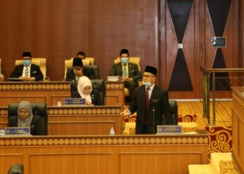 AZLAN Man membentang Belanjawan Perlis 2021 pada sidang Dewan Undangan Negeri (DUN) Perlis di Kangar, Perlis hari ini.