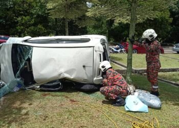 PERODUA Myvi dipandu seorang lelaki terlibat dalam kemalangan dipercayai akibat hilang kawalan di Kilometer 20, Lebuhraya Skudai-Pontian, Taman Desa Skudai, Johor.