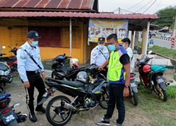 SEBAHAGIAN daripada motosikal yang disita dalam Operasi Khas Kesalahan Bunyi Bising (Ekzos) bermula 1 Mac lalu di sekitar daerah Jempol.