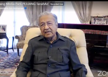 DR. Mahathir Mohamad dalam sidang akhbar selepas mempengerusikan mesyuarat Majlis Eksekutif Parti Pejuang Tanah Air (Pejuang) hari ini.