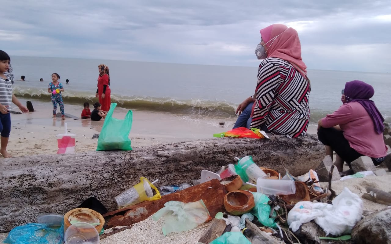 Mayat Bayi Perempuan Ditemui Dalam Tong Sampah