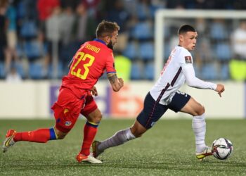 PHIL FODEN (kanan) menyerlah bersama Three Lions dan berjaya memainkan watak penting dalam memberi jaringan kepada Ben Chilwell and Bukayo Saka.- ENGLAND FA