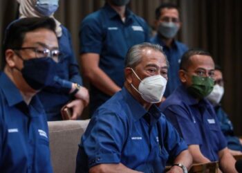 Pengerusi PN, Tan Sri Muhyiddin Yassin berkata, beberapa usaha telah dibuat bagi membolehkan kedua-dua pihak bergabung dalam PRN Melaka namun BN telah membuat keputusan bertanding secara bersendirian tanpa kerjasama parti lain. 