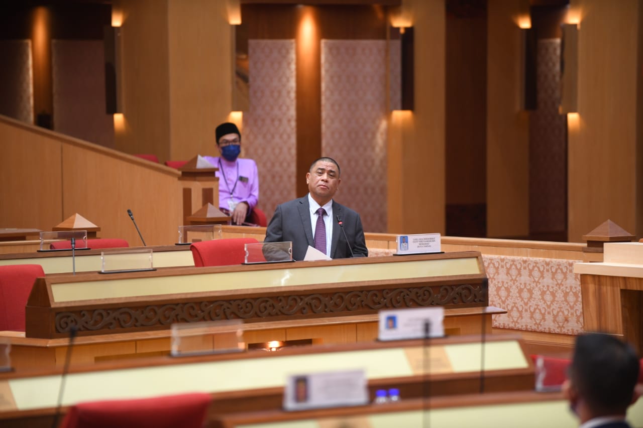 SIDANG DUN PERAK] Lebih 12,000 hektar tanah diteroka haram untuk 