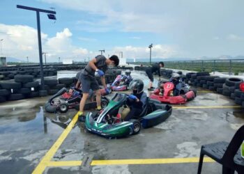 Kebanyakan pemandu go-kart di Kart Hauz lebih cenderung untuk berlumba dalam keadaan trek yang basah berikutan lebih mencabar adrenalin dan menyeronokkan.