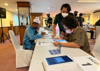 PEMILIHAN PKR cabang Kangar berlangsung tenang di salah sebuah hotel di Kangar, Perlis hari ini. - UTUSAN/MOHD. HAFIZ ABD. MUTALIB