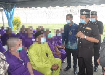 MOHAMAD JUSOH Ismail pada majlis sambutan Maal Hijrah Peringkat Penjara Reman Pulau Pinang, di George Town hari ini.