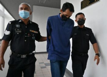 ABDUL HALIMEE Azman mengaku bersalah di Mahkamah Majistret, Ayer Keroh, Melaka atas pertuduhan menyembunyikan wang hasil penipuan Macau Scam.