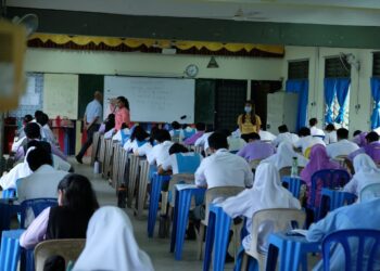 PEMBINAAN semula SK Sebatu melibatkan peruntukan sebanyak RM9 juta sementara RM1.8 juta lagi untuk SJKC On Lok. GAMBAR HIASAN - UTUSAN/SYAFEEQ AHMAD