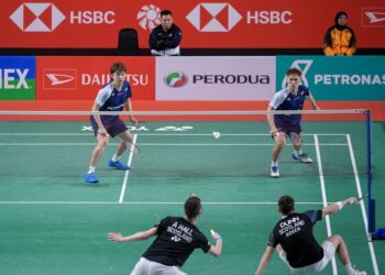 MAN WEI CHONG-Tee Kai Wun berjaya menewaskan Alexander Dunn-Adam Hall pada pusingan kedua Malaysia Masters 2023 di Axiata Arena, Bukit Jalil, Kuala Lumpur, hari ini. - Foto: SHIDDIEQIIN ZON