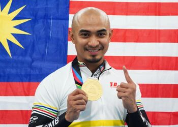 AZIZULHASNI AWANG