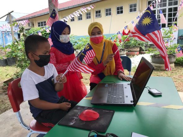 Si cilik sambut Hari Kebangsaan norma baharu – Utusan Digital