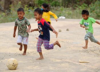 ISLAM menetapkan kanak-kanak juga berhak menerima faraid walaupun usia mereka masih kecil;. -GAMBAR HIASAN