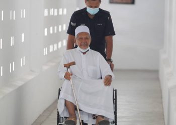 LOKMAN Ahmad didenda RM4,000 selepas mengaku bersalah di Mahkamah Majistret Kota Bharu hari ini.