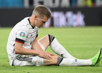 Matthias Ginter bertanggungjawab untuk mengekang pergerakan Cristiano Ronaldo dalam aksi Jerman bertemu Portugal, Sabtu ini.