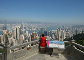 CAMPUR tangan Beijing dalam pentadbiran Hong Kong menjejaskan status wilayah bekas pentadbiran Britiish itu dalam Indeks Kebebasan Ekonomi 2021. – AFP