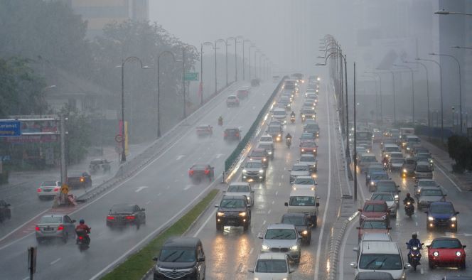 Hujan lebat diramal lebih dua jam di Selangor, Perak - Utusan Malaysia