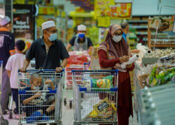 INFLASI di Malaysia dijangka meningkat tahun depan. - GAMBAR HIASAN