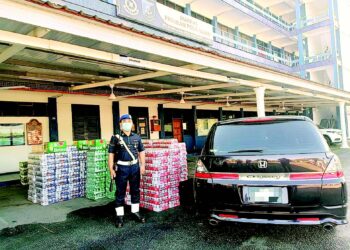 MINUMAN keras dan kenderaan
yang dirampas PPM Wilayah Dua
dalam serbuan berasingan
di sekitar Gelang Patah, Iskandar
Puteri, Johor, semalam.