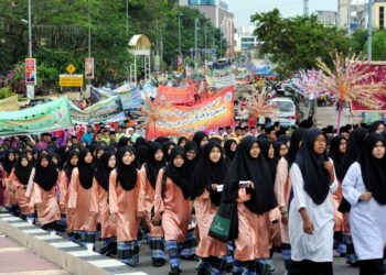 SAMBUTAN Maulid Nabi adalah antara usaha yang dilakukan bagi mengenali baginda SAW dengan lebih dekat.