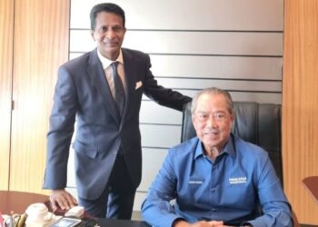 A. CHANRAKUMANAN akan memberikan sokongan kepada Muhyiddin Yassin dalam PRU15.