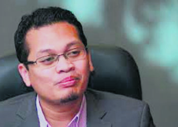 NIK NAZMI NIK AHMAD