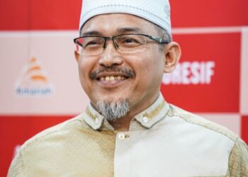 NIK OMAR NIK ABDUL AZIZ