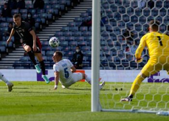 Ivan Perisic menjaringkan gol penyamaan bagi memastikan Croatia menyekat hasrat Republik Czech daripada mengesahkan tempat ke saingan kalah mati.