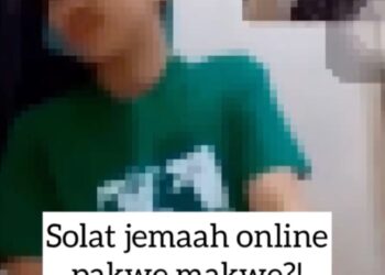 TANGKAP layar ‘solat jemaah online pakwe makwe’ memaparkan pasangan kekasih sedang solat berjemaah menerusi panggilan video atau video call.